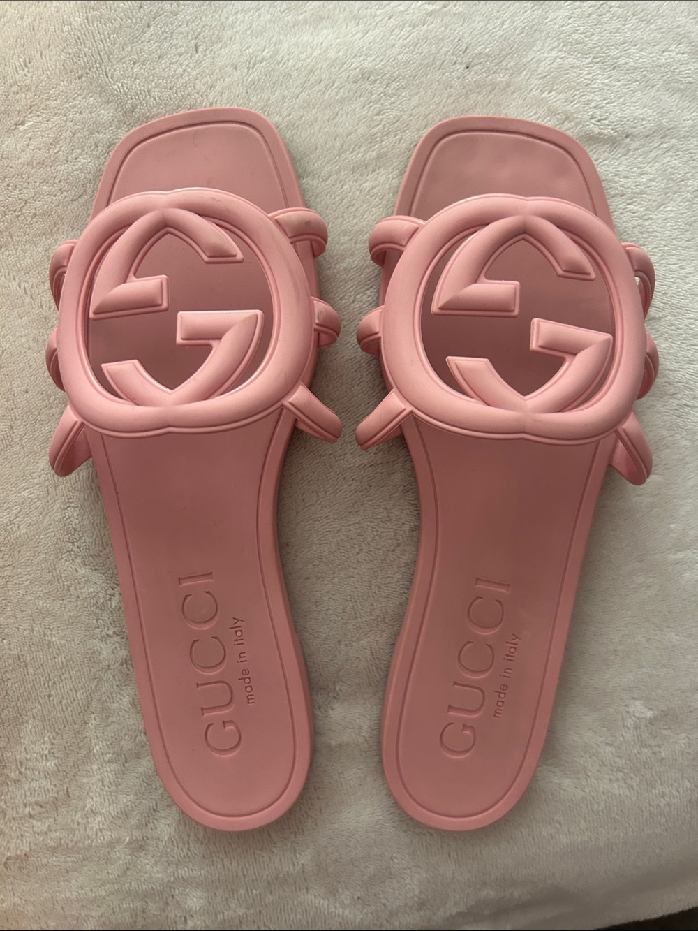 Gucci Pink Interlocking G Rubber Slide Sandals
